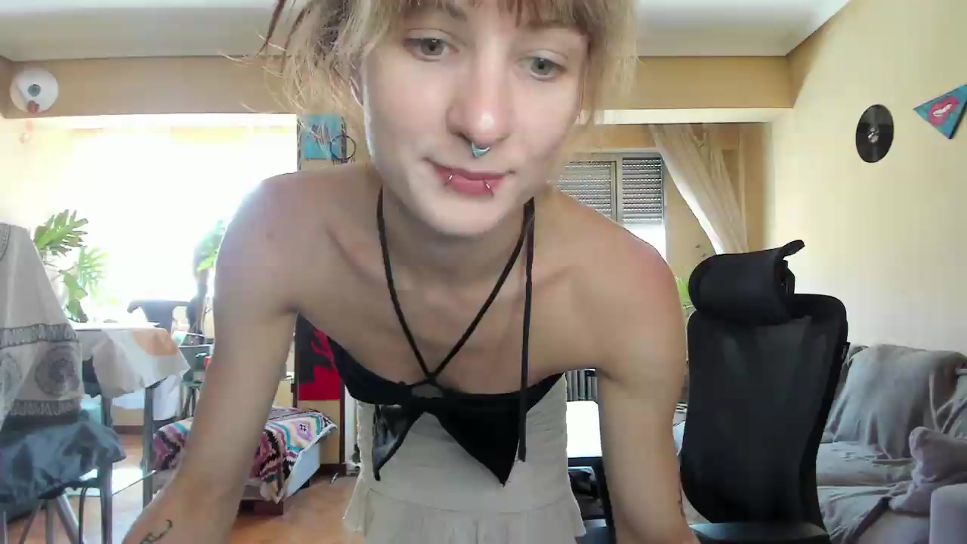 Gallery image thumbnail from Black_Aranya's myfreecams stream on, 08/19/2026, 16:12 image 5 of 20