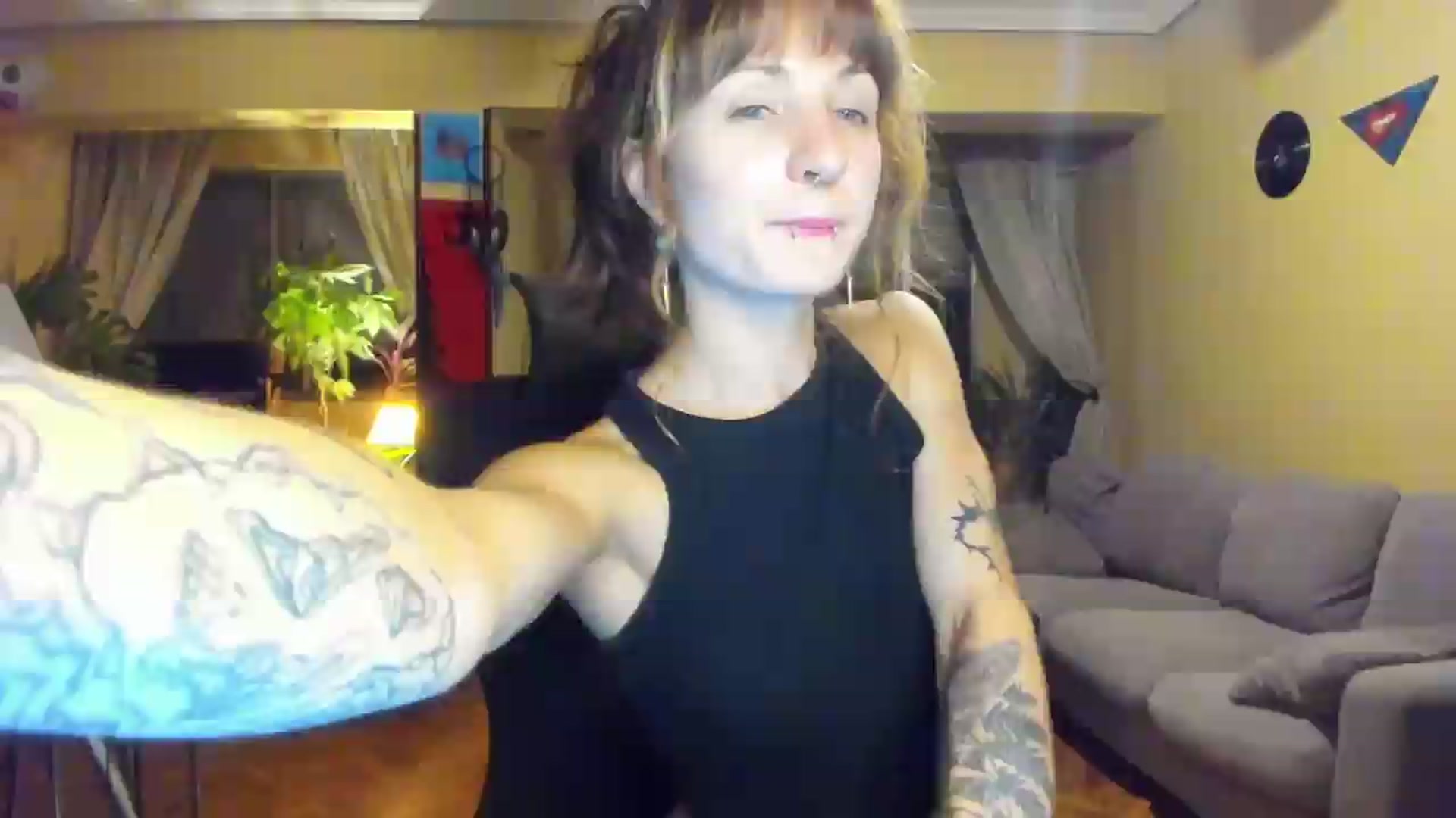 Gallery image thumbnail from Black_Aranya's myfreecams stream on, 08/25/2026, 22:09 image 16 of 20