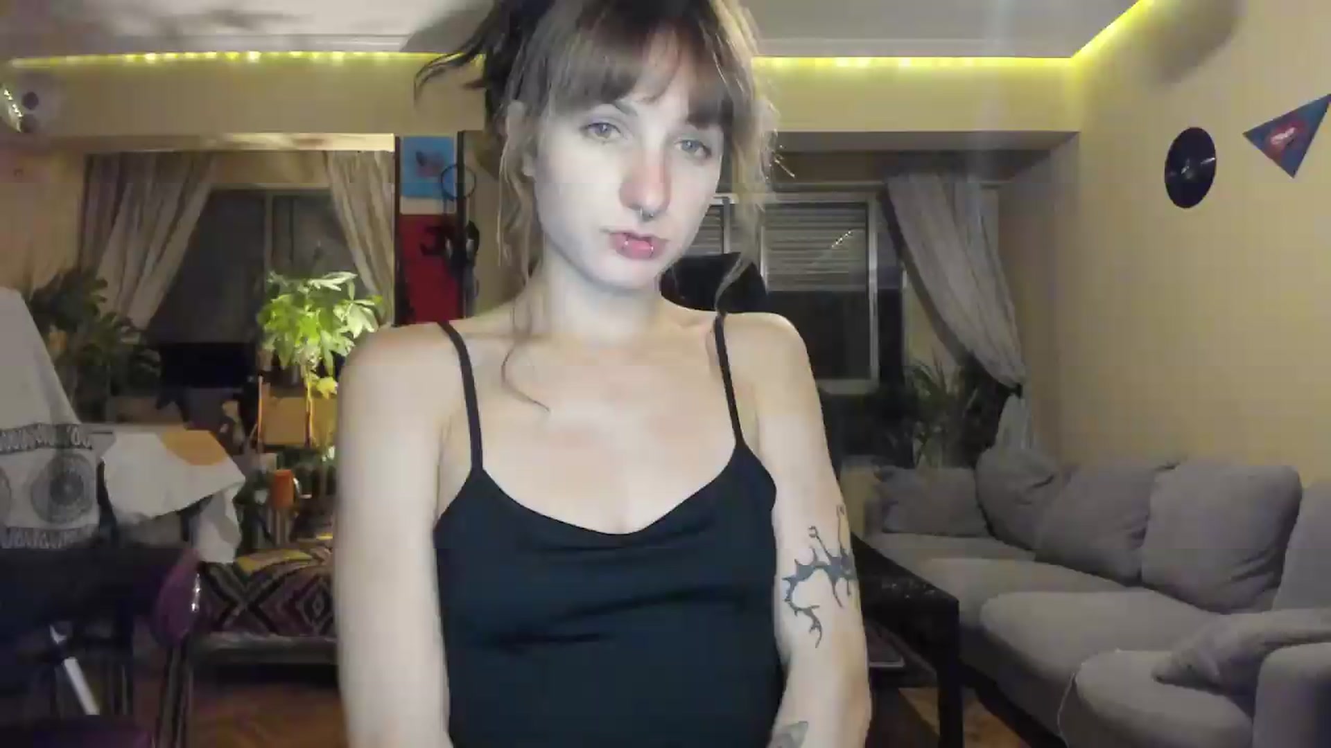 Gallery image thumbnail from Black_Aranya's myfreecams stream on, 08/26/2026, 20:53 image 20 of 20