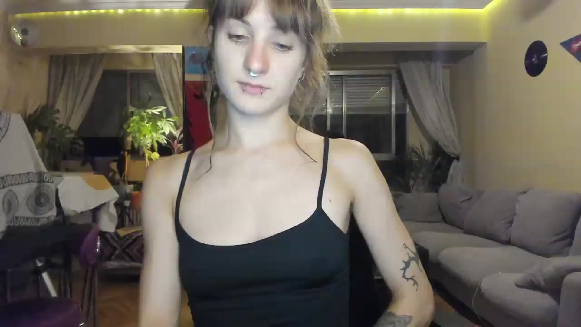 Gallery image thumbnail from Black_Aranya's myfreecams stream on, 08/26/2026, 22:36 image 7 of 20