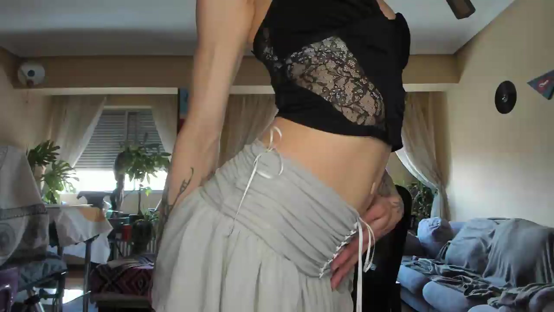 Gallery image thumbnail from Black_Aranya's myfreecams stream on, 08/27/2026, 16:23 image 2 of 20
