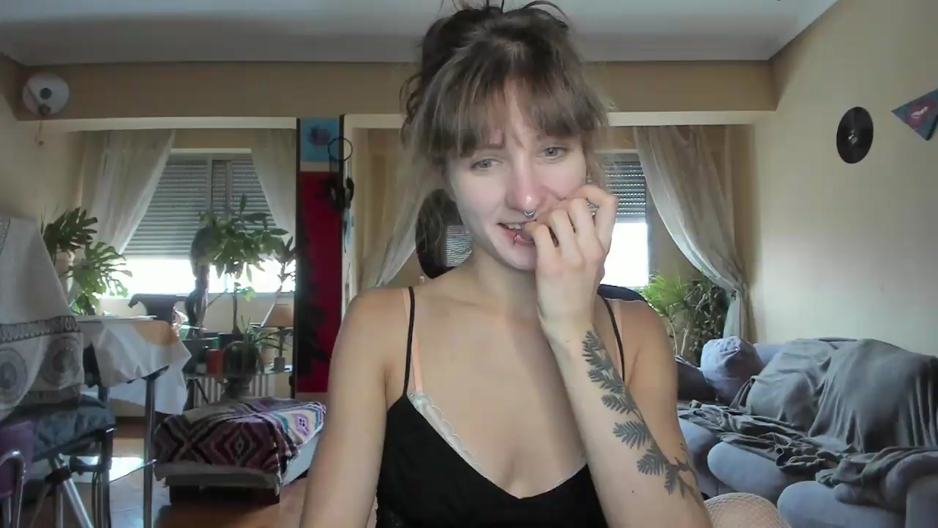 Gallery image thumbnail from Black_Aranya's myfreecams stream on, 08/27/2026, 16:23 image 18 of 20