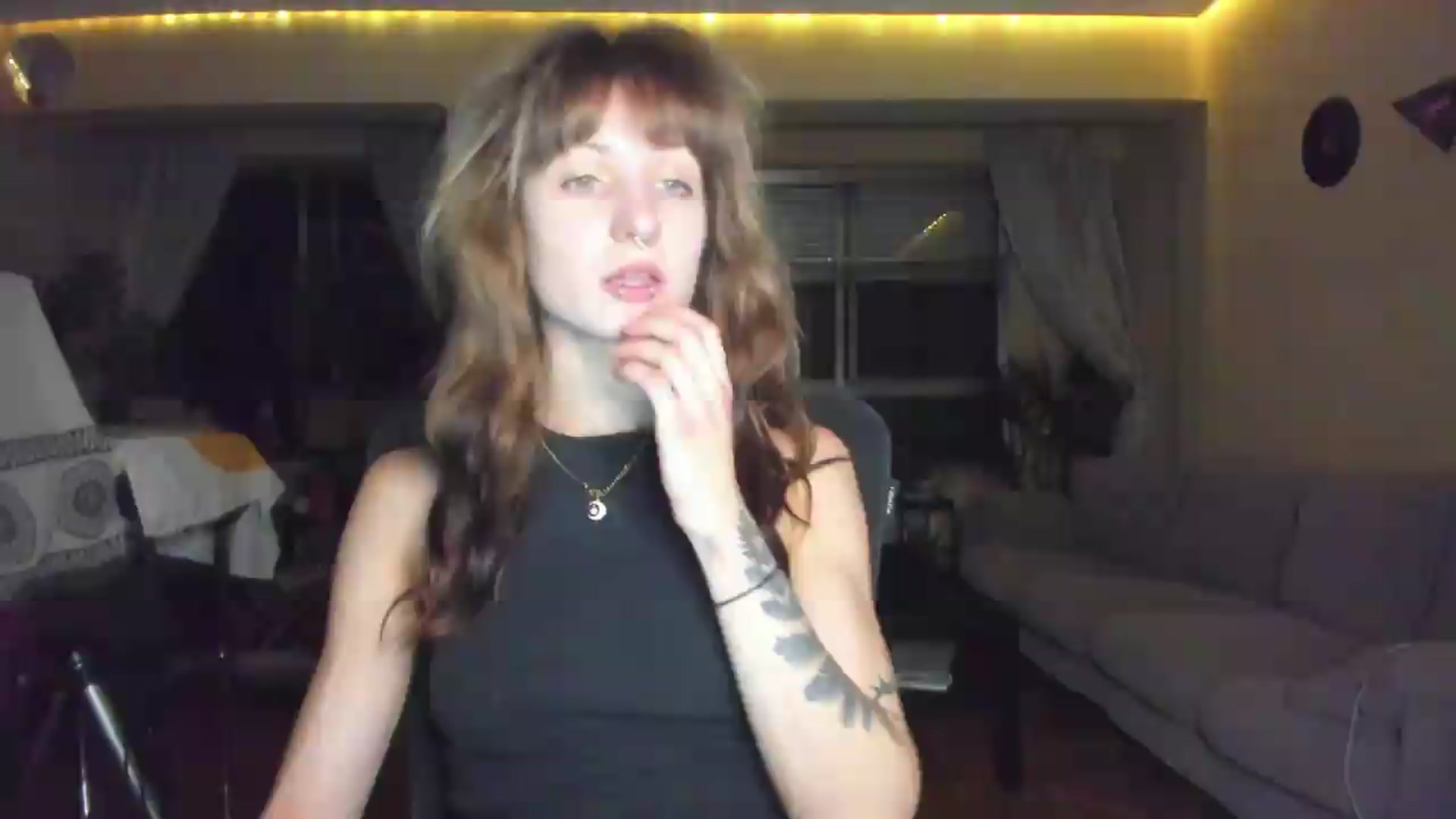 Gallery image thumbnail from Black_Aranya's myfreecams stream on, 08/30/2026, 20:31 image 18 of 20
