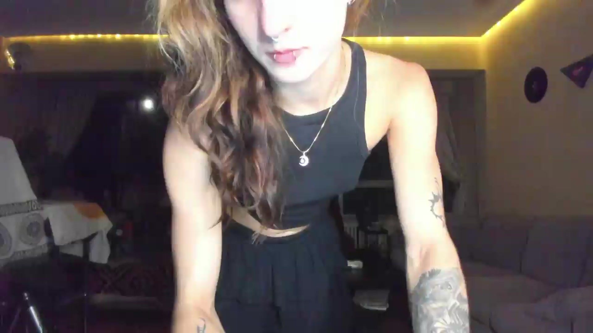 Gallery image thumbnail from Black_Aranya's myfreecams stream on, 08/30/2026, 21:06 image 18 of 20