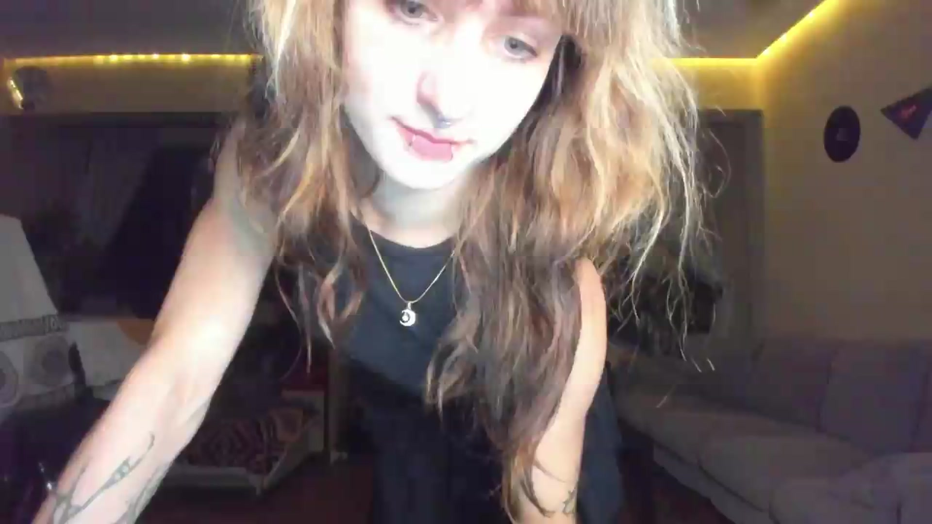 Gallery image thumbnail from Black_Aranya's myfreecams stream on, 08/30/2026, 21:06 image 17 of 20