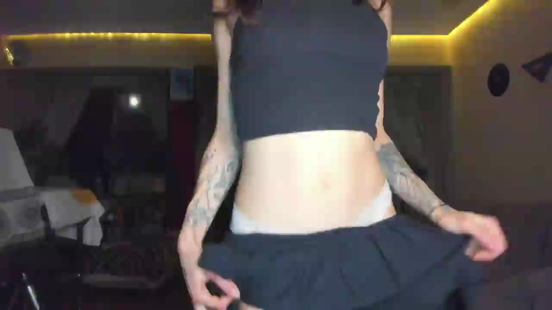Gallery image thumbnail from Black_Aranya's myfreecams stream on, 08/30/2026, 21:06 image 11 of 20