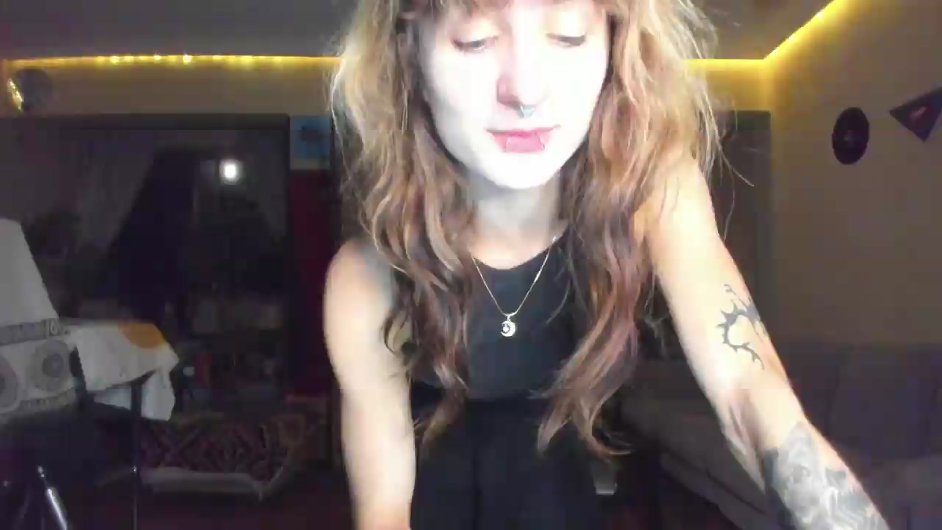 Gallery image thumbnail from Black_Aranya's myfreecams stream on, 08/30/2026, 21:06 image 13 of 20