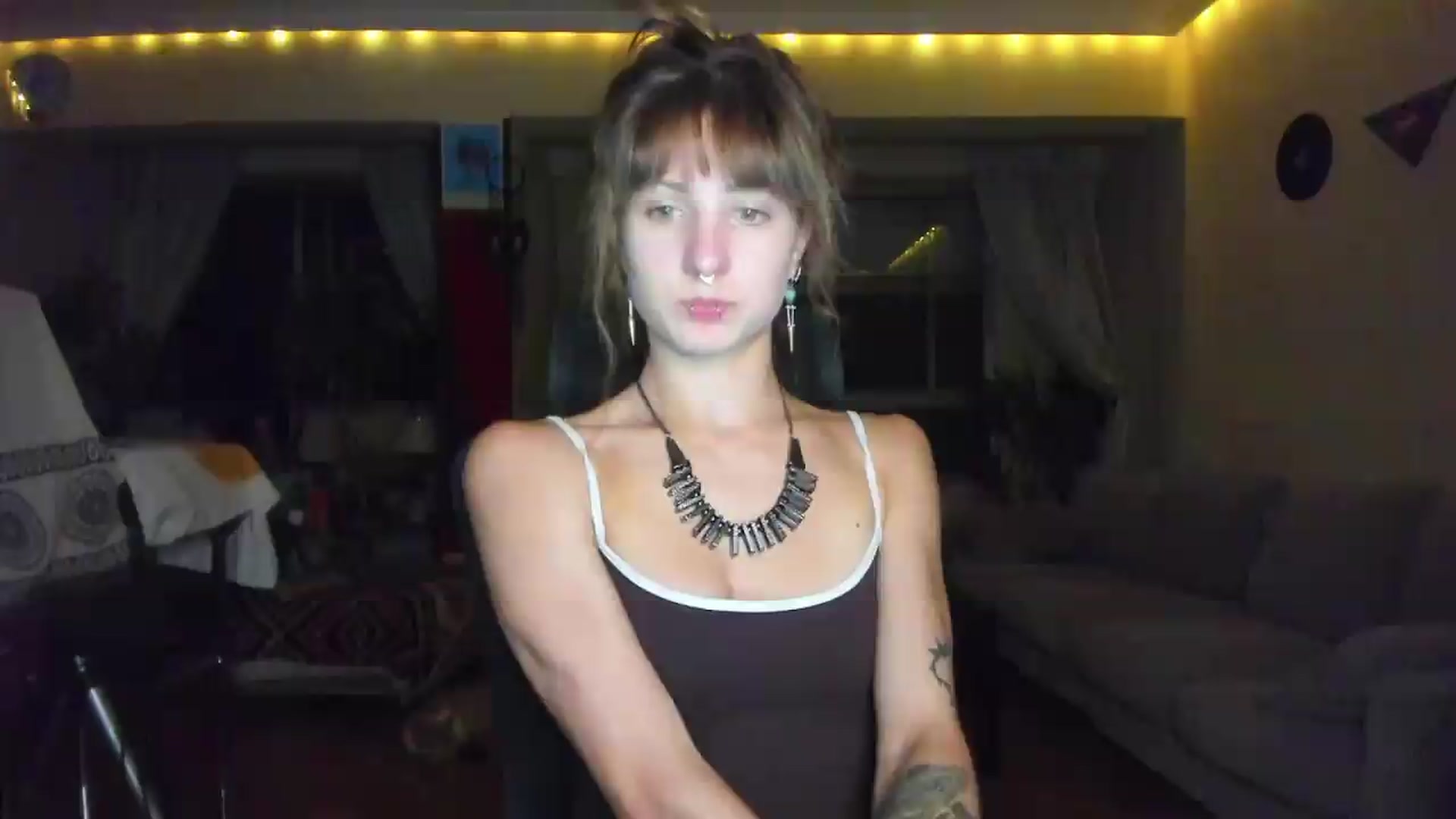 Gallery image thumbnail from Black_Aranya's myfreecams stream on, 09/01/2026, 21:03 image 17 of 20
