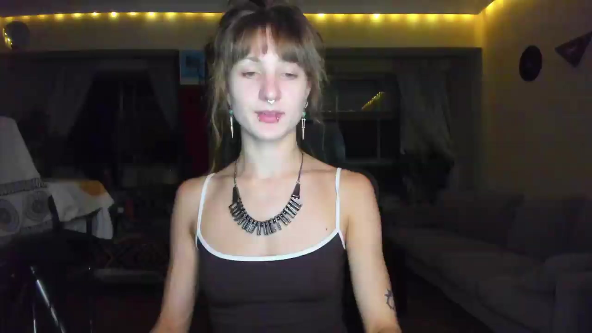 Gallery image thumbnail from Black_Aranya's myfreecams stream on, 09/01/2026, 21:03 image 16 of 20