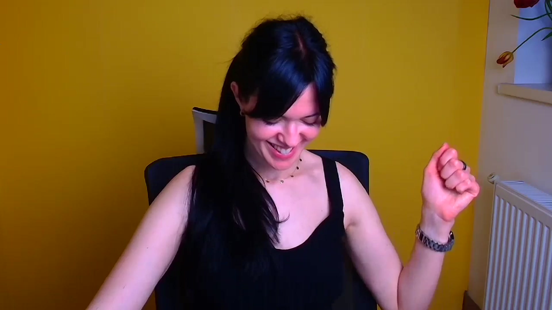 Gallery image thumbnail from Black_Red's myfreecams stream on, 04/25/2024, 16:45 image 3 of 20