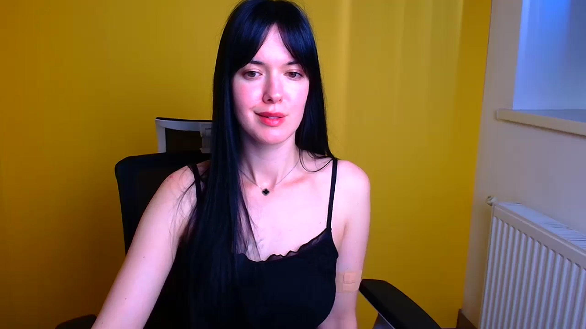 Gallery image thumbnail from Black_Red's myfreecams stream on, 05/03/2024, 12:00 image 4 of 20