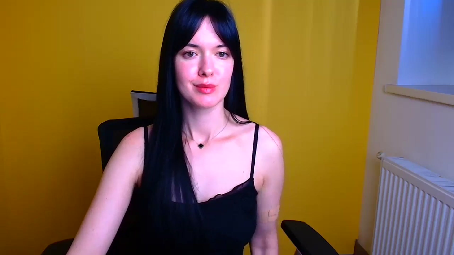 Gallery image thumbnail from Black_Red's myfreecams stream on, 05/03/2024, 12:00 image 7 of 20