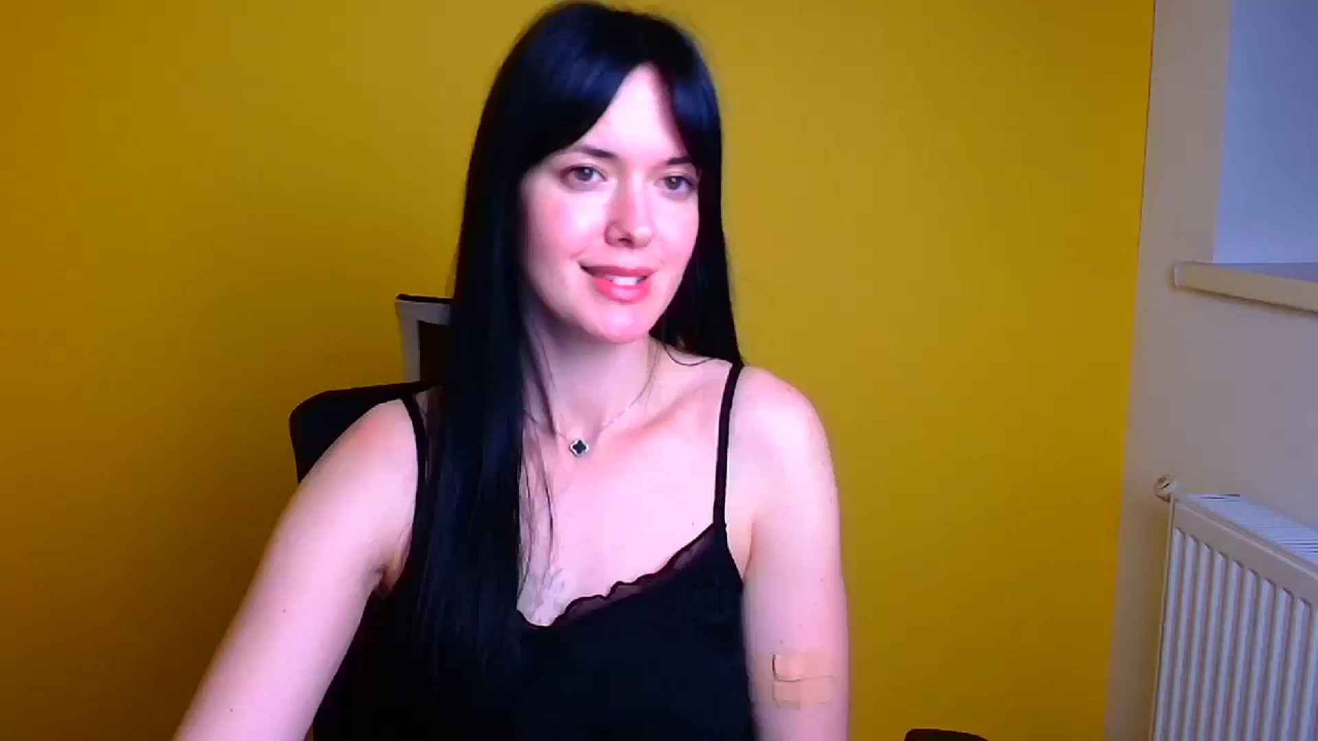 Gallery image thumbnail from Black_Red's myfreecams stream on, 05/03/2024, 14:02 image 1 of 20