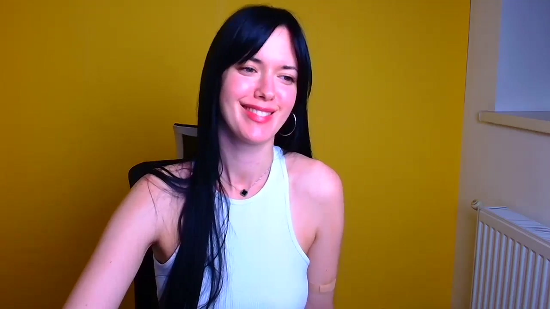 Gallery image thumbnail from Black_Red's myfreecams stream on, 05/05/2024, 10:22 image 2 of 20