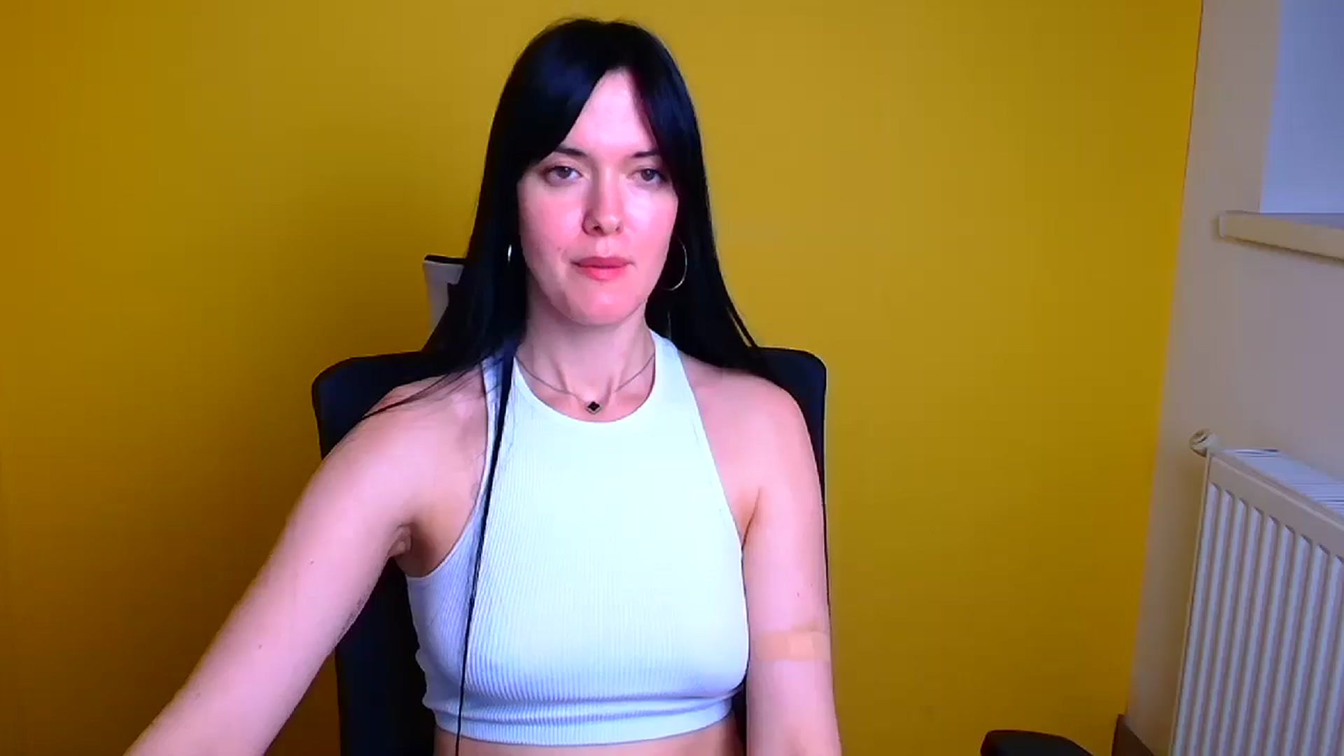 Gallery image thumbnail from Black_Red's myfreecams stream on, 05/05/2024, 10:22 image 9 of 20