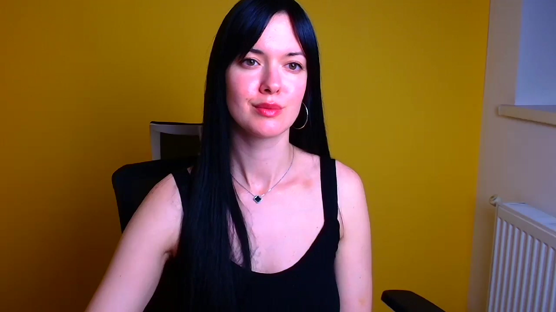 Gallery image thumbnail from Black_Red's myfreecams stream on, 05/09/2024, 12:47 image 10 of 20