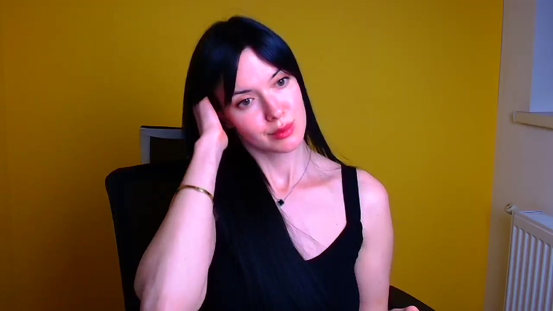 Gallery image thumbnail from Black_Red's myfreecams stream on, 05/09/2024, 13:59 image 3 of 20