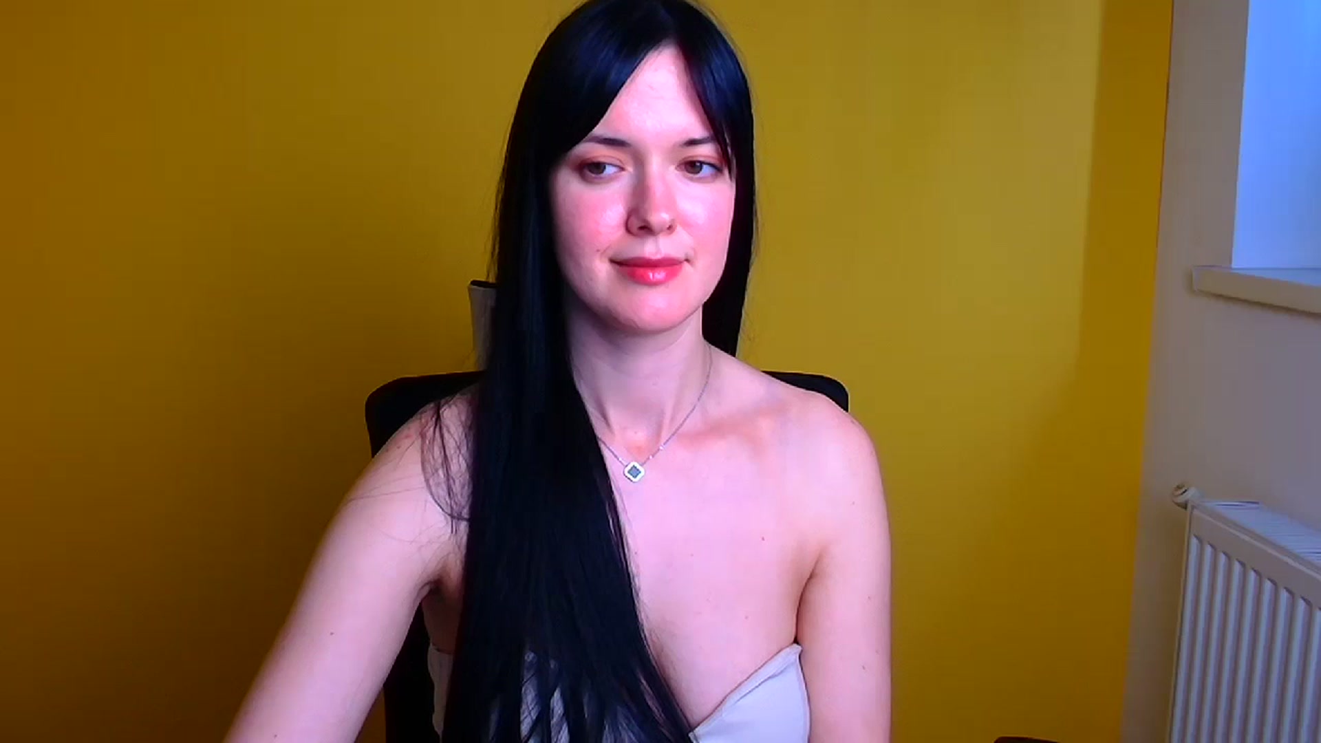Gallery image thumbnail from Black_Red's myfreecams stream on, 05/10/2024, 13:01 image 7 of 20