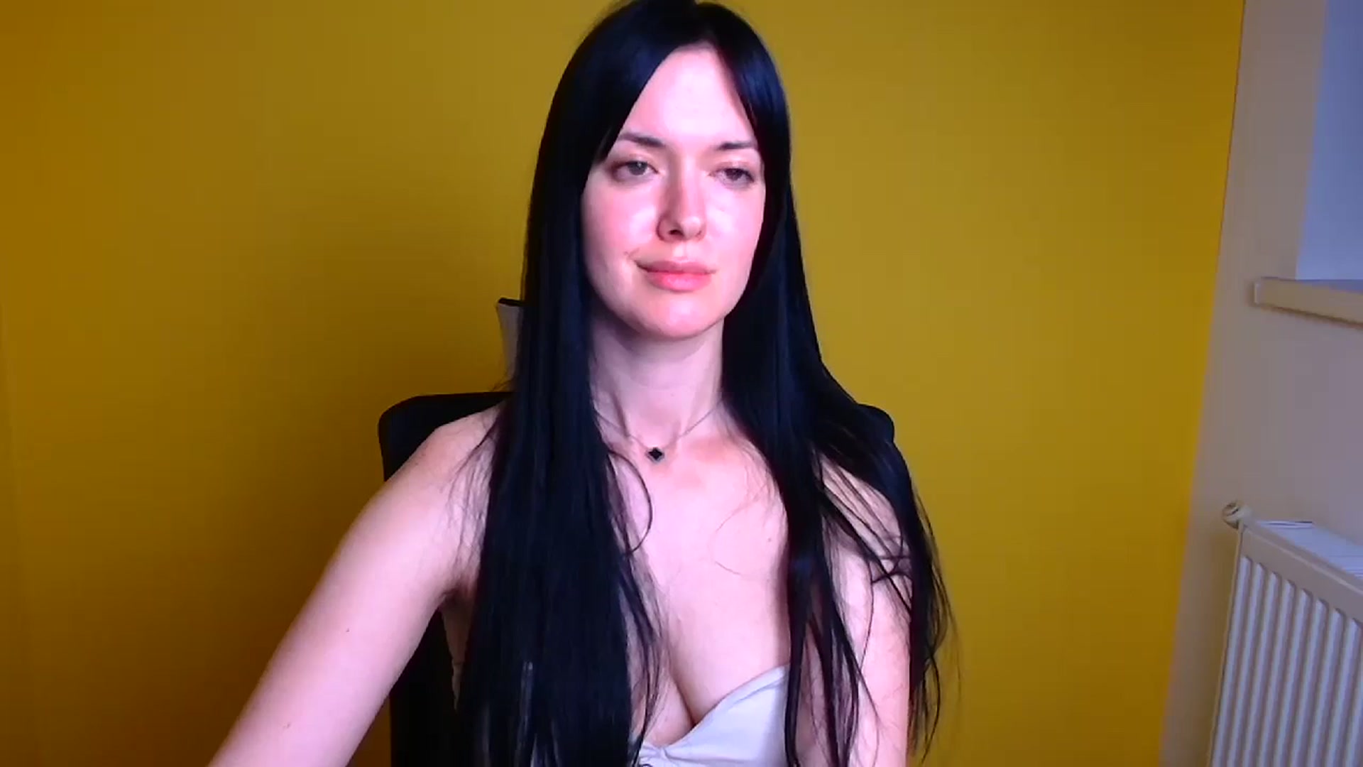 Gallery image thumbnail from Black_Red's myfreecams stream on, 05/12/2024, 09:39 image 20 of 20