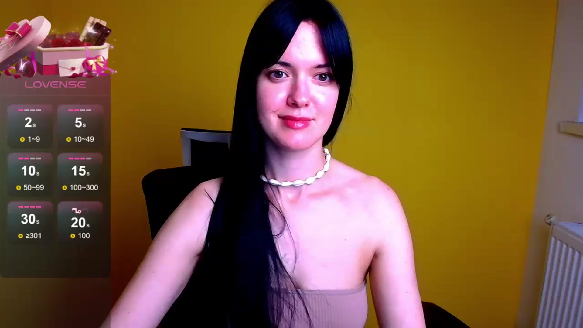 Gallery image thumbnail from Black_Red's myfreecams stream on, 05/17/2024, 16:56 image 19 of 20