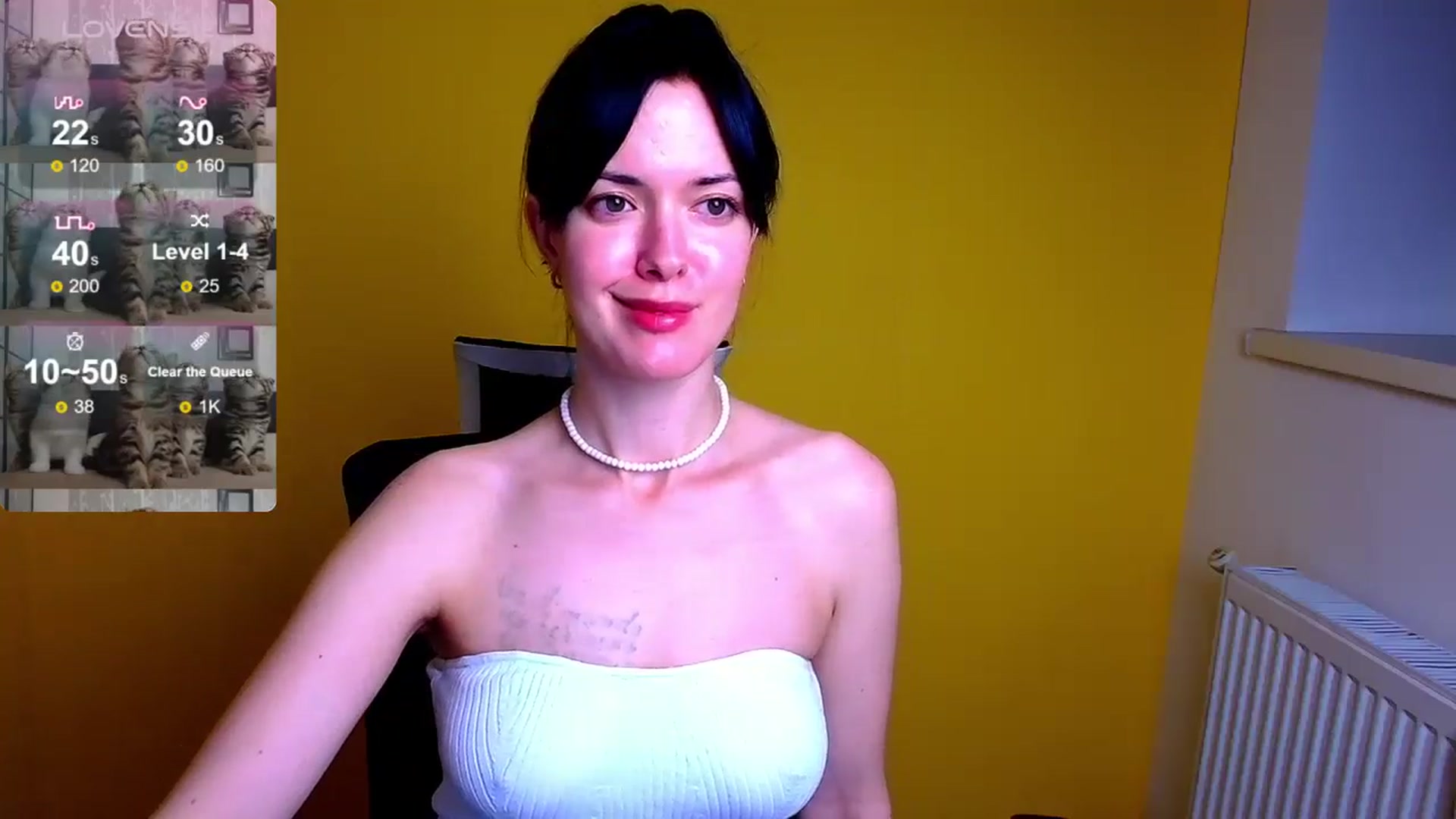 Gallery image thumbnail from Black_Red's myfreecams stream on, 05/19/2024, 08:51 image 9 of 20