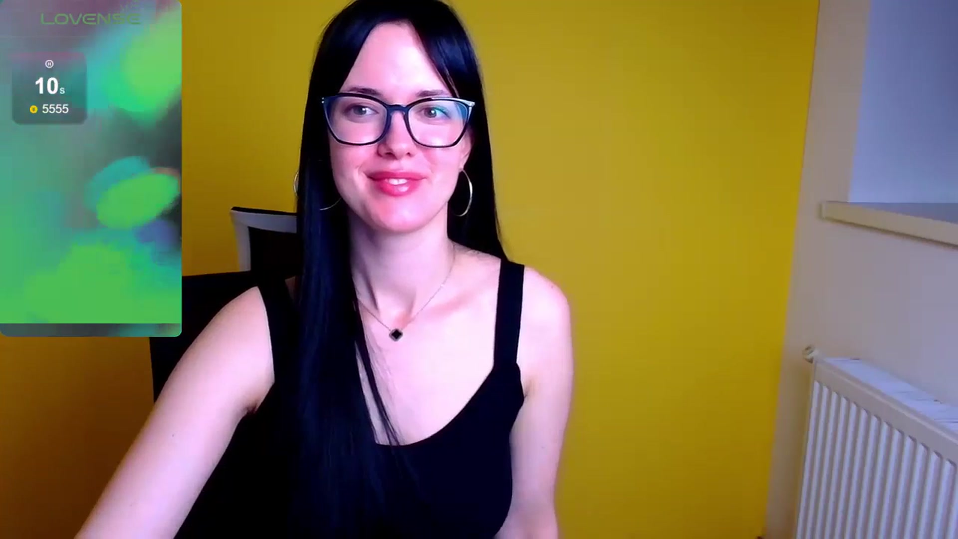 Gallery image thumbnail from Black_Red's myfreecams stream on, 05/23/2024, 12:54 image 10 of 20