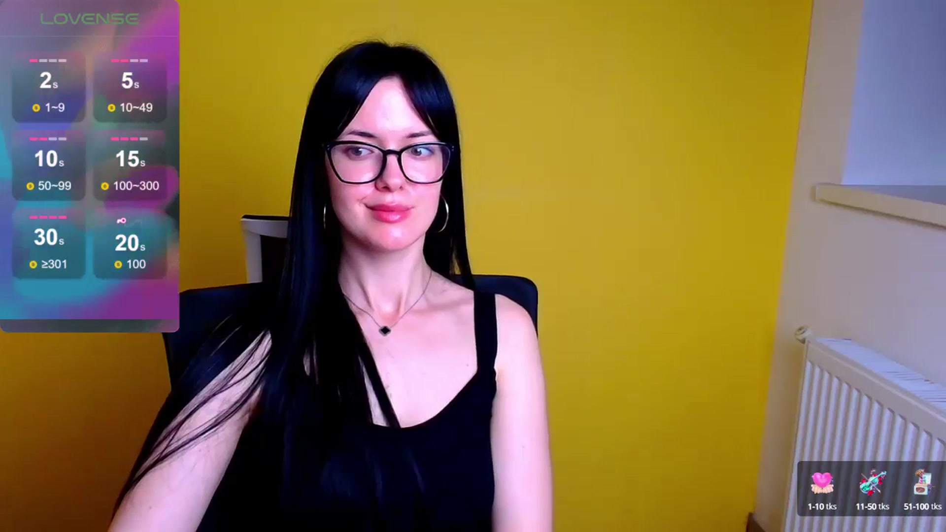 Gallery image thumbnail from Black_Red's myfreecams stream on, 05/23/2024, 12:54 image 19 of 20