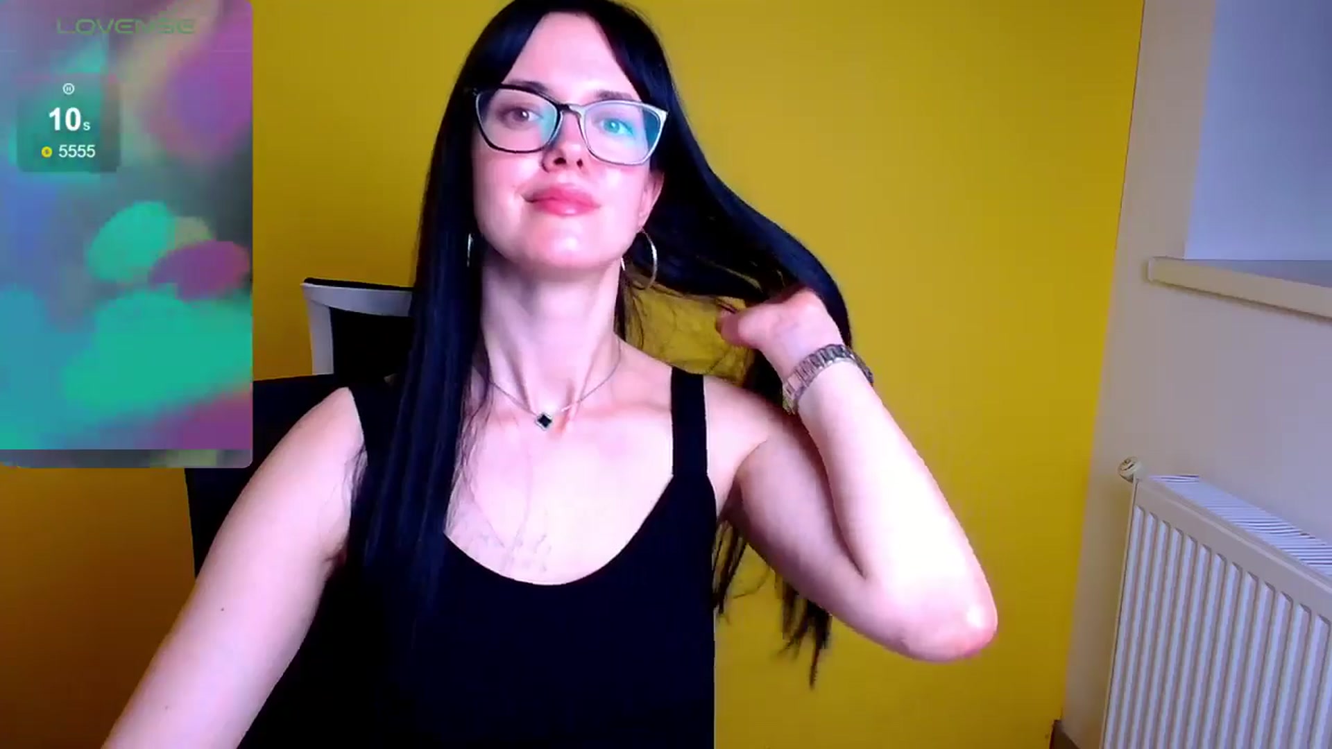 Gallery image thumbnail from Black_Red's myfreecams stream on, 05/23/2024, 12:54 image 13 of 20