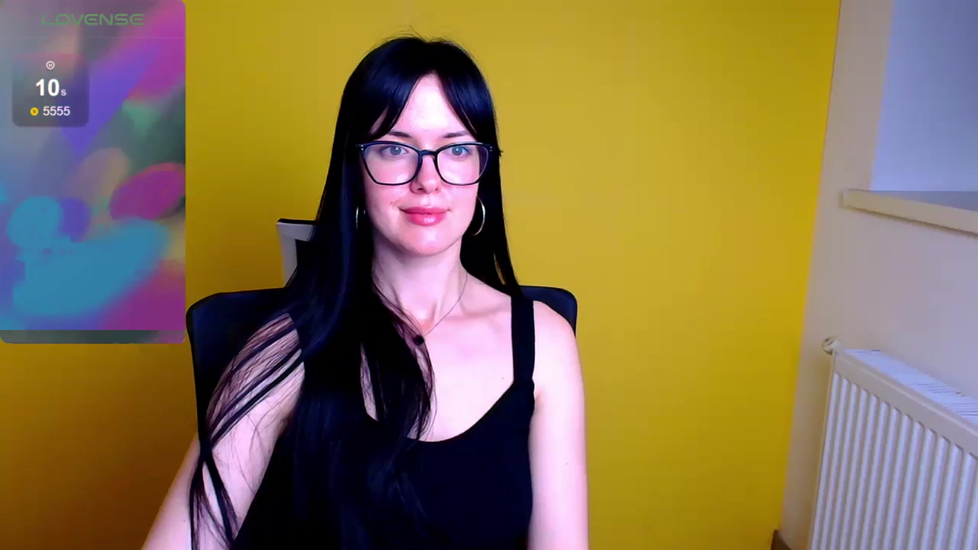 Gallery image thumbnail from Black_Red's myfreecams stream on, 05/23/2024, 12:54 image 17 of 20