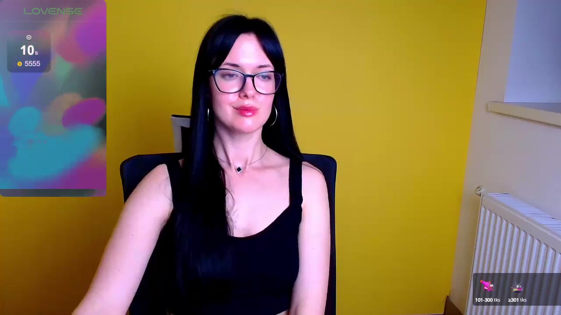 Gallery image thumbnail from Black_Red's myfreecams stream on, 05/23/2024, 15:23 image 20 of 20