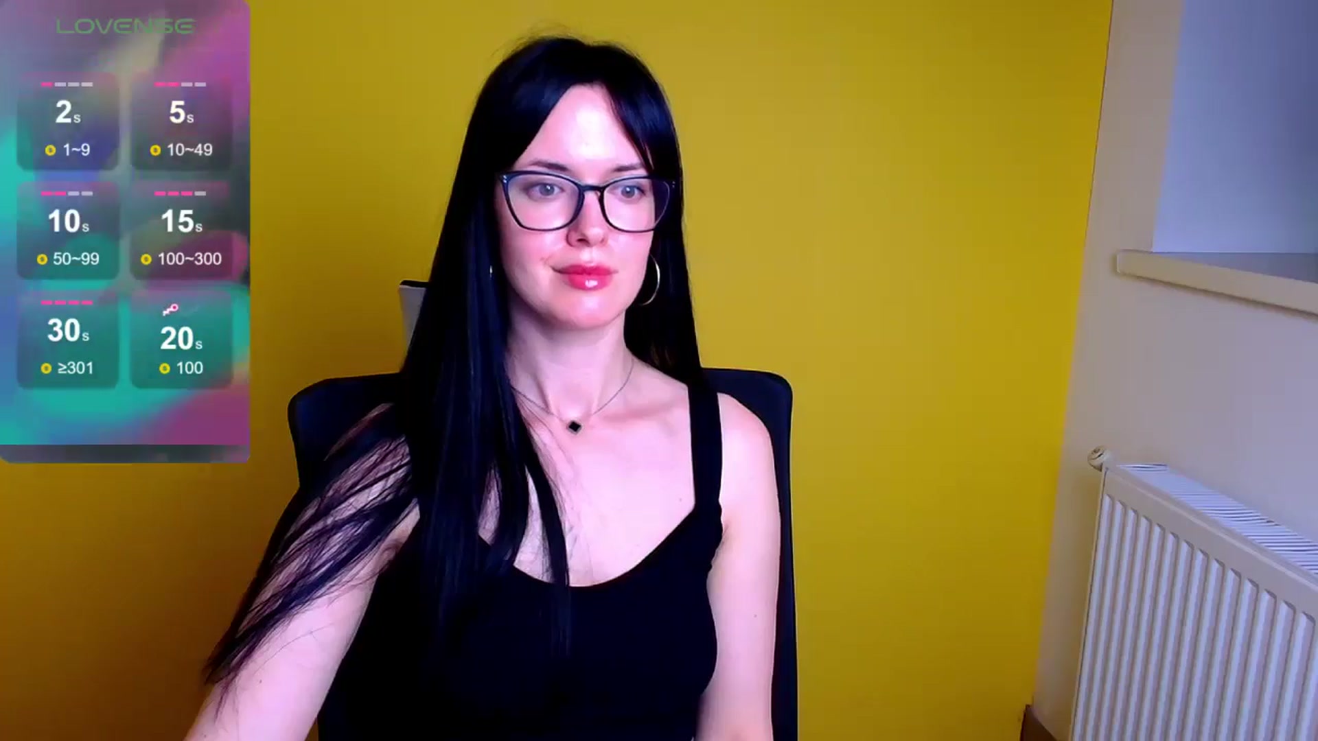 Gallery image thumbnail from Black_Red's myfreecams stream on, 05/23/2024, 15:23 image 5 of 20