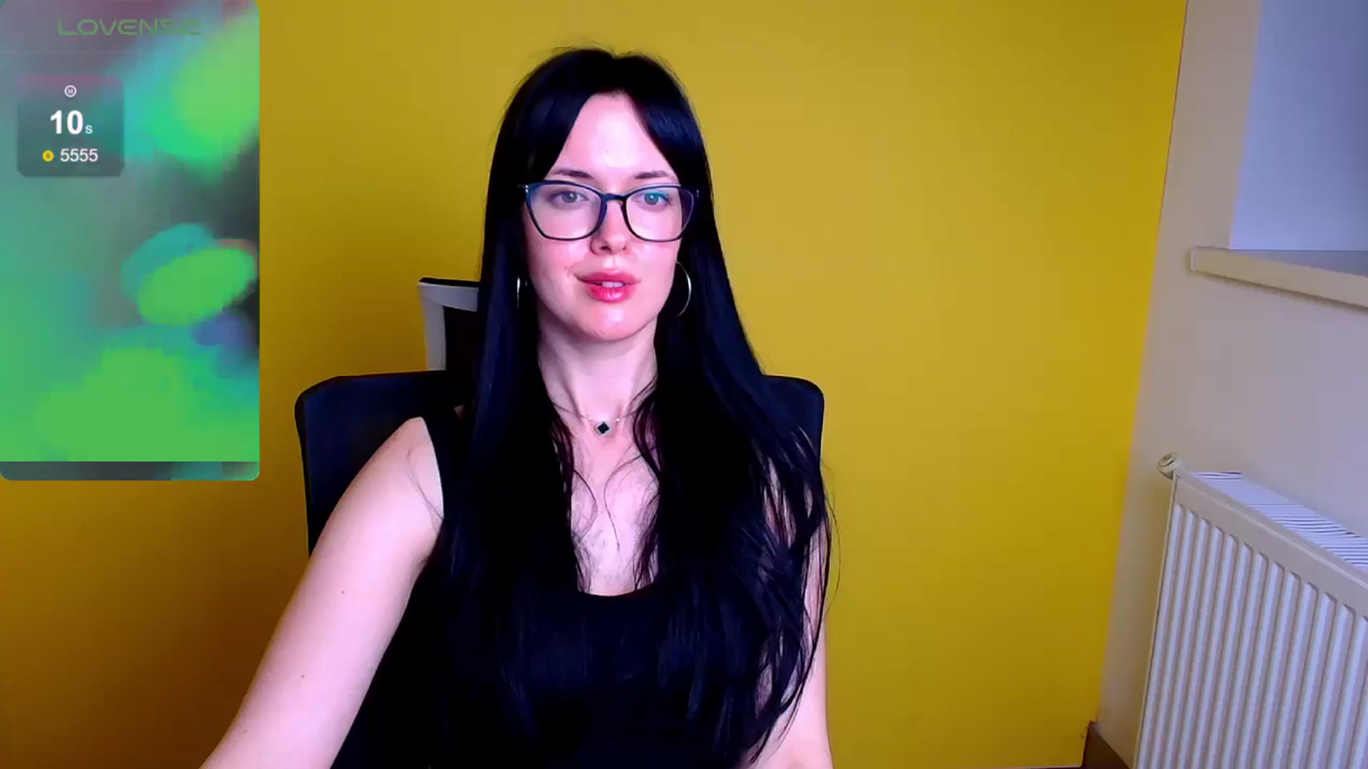 Gallery image thumbnail from Black_Red's myfreecams stream on, 05/23/2024, 15:23 image 19 of 20