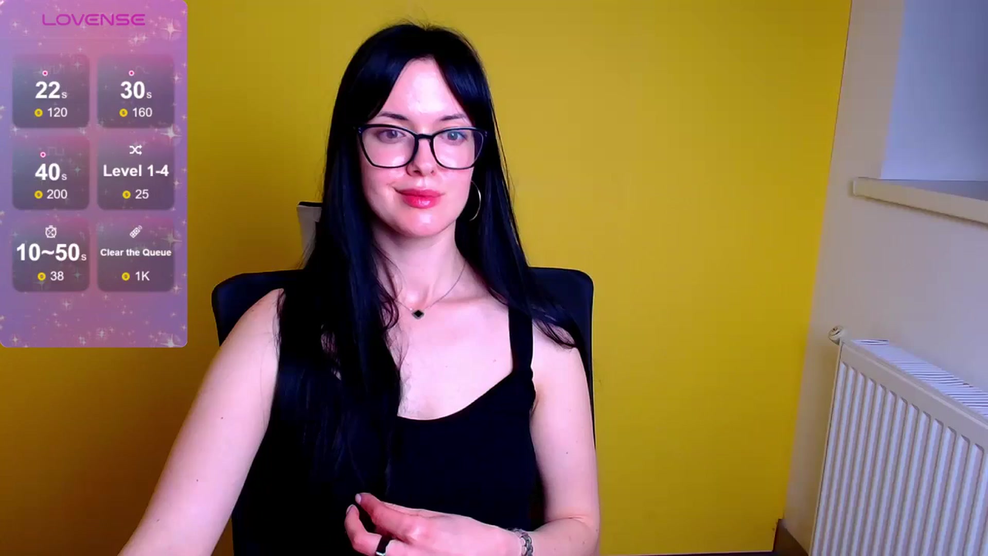 Gallery image thumbnail from Black_Red's myfreecams stream on, 05/23/2024, 16:33 image 18 of 20