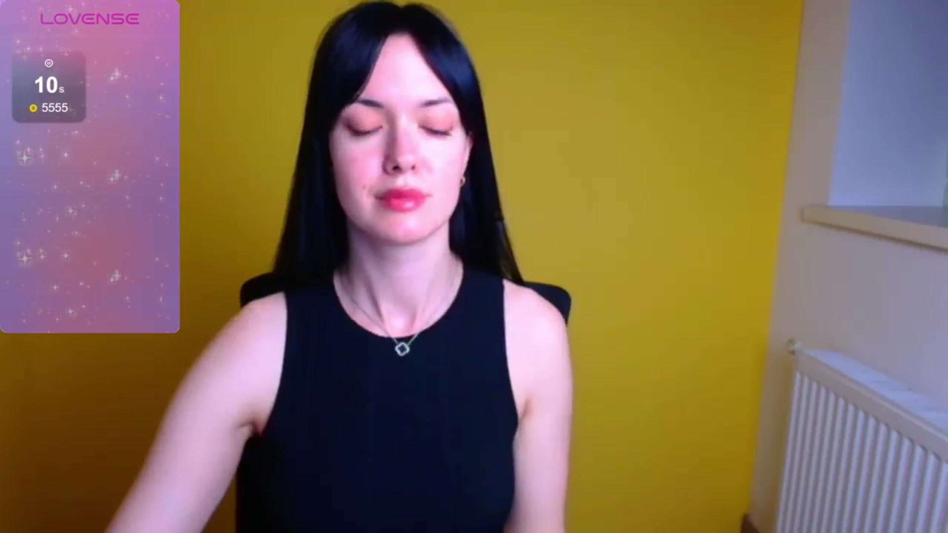 Gallery image thumbnail from Black_Red's myfreecams stream on, 05/24/2024, 13:32 image 7 of 20