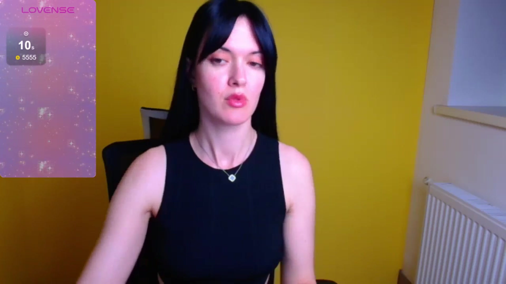 Gallery image thumbnail from Black_Red's myfreecams stream on, 05/24/2024, 14:01 image 2 of 20