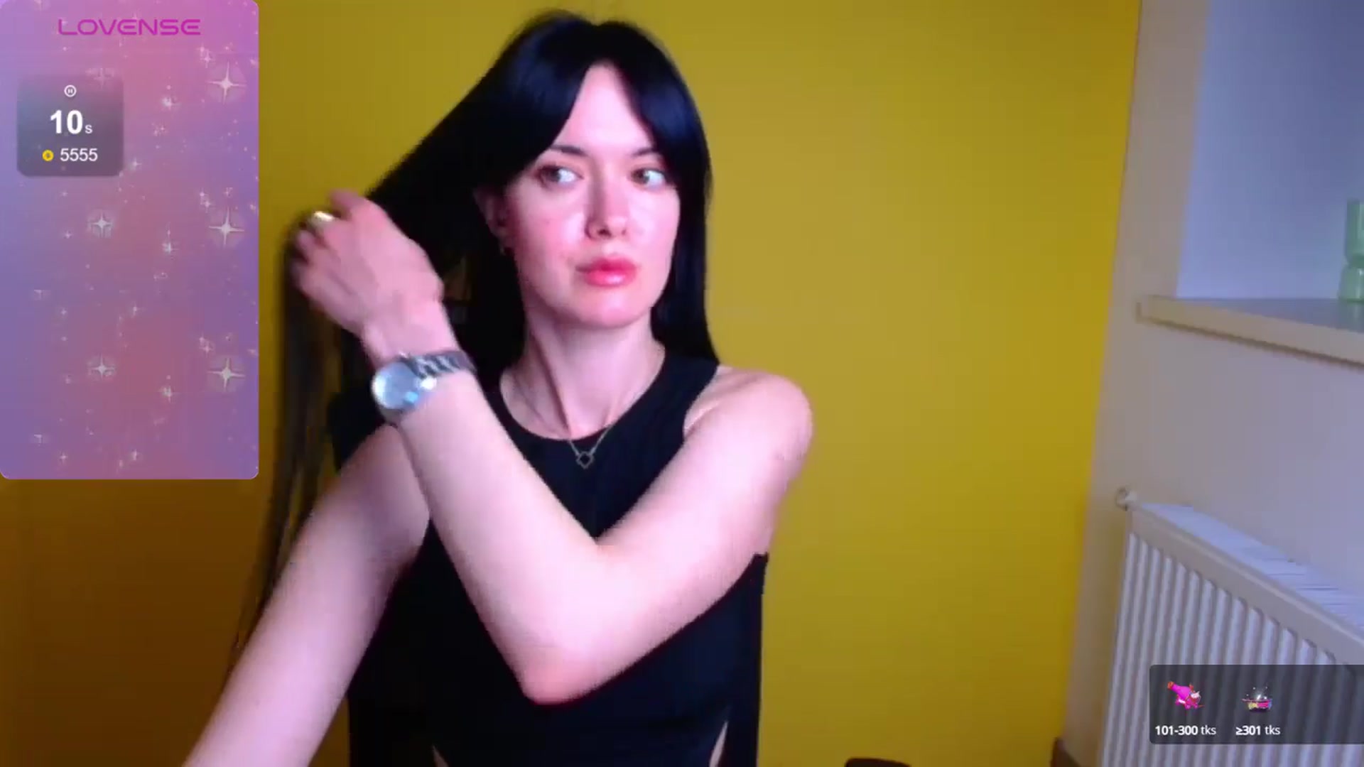 Gallery image thumbnail from Black_Red's myfreecams stream on, 05/24/2024, 15:28 image 2 of 20