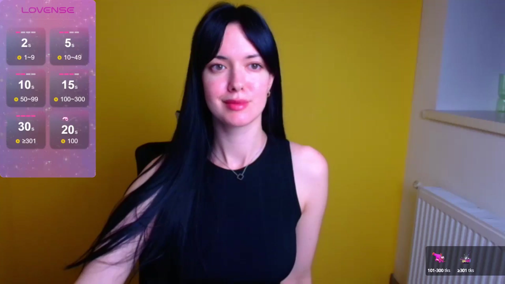 Gallery image thumbnail from Black_Red's myfreecams stream on, 05/24/2024, 15:28 image 16 of 20