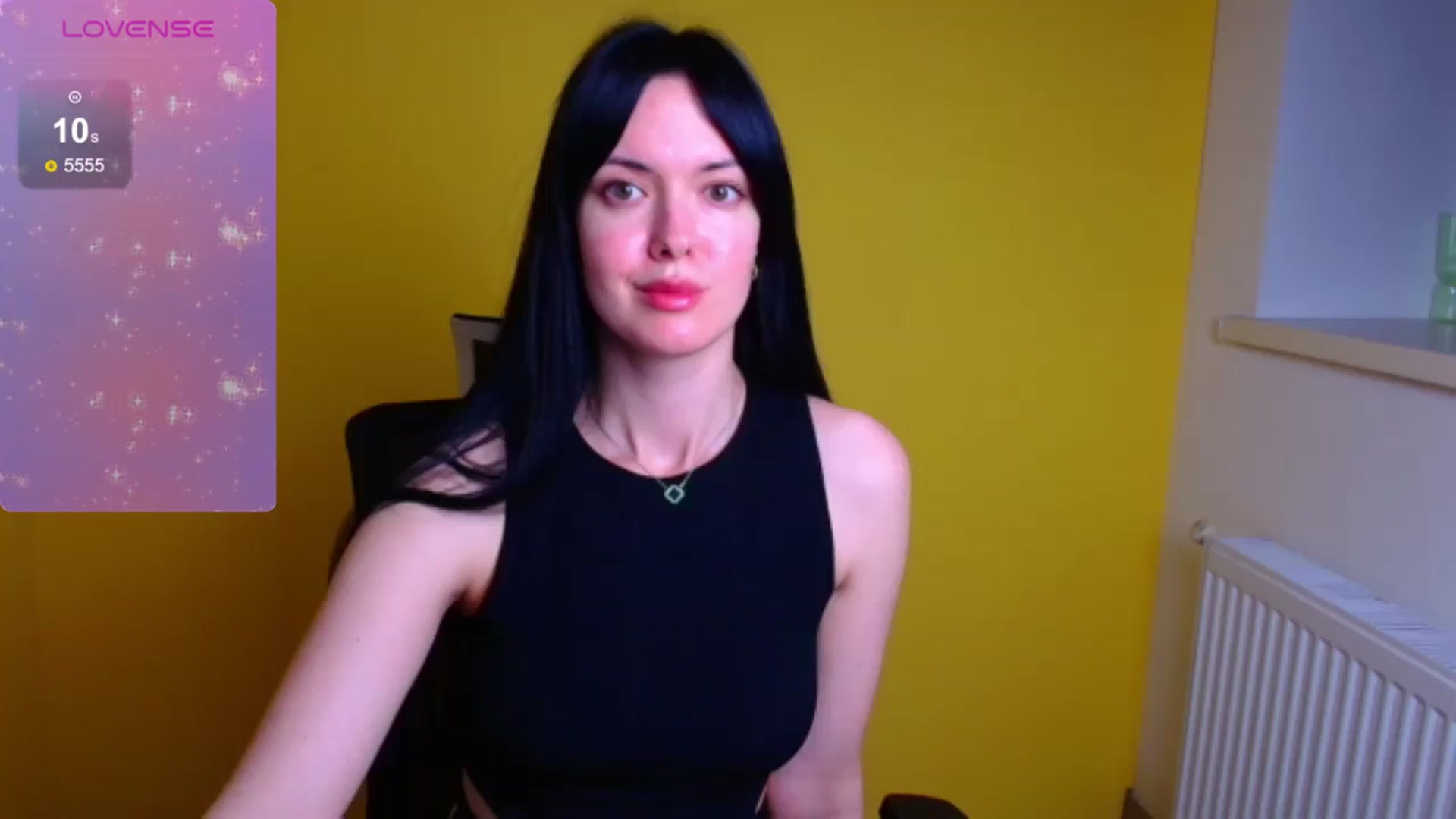 Gallery image thumbnail from Black_Red's myfreecams stream on, 05/24/2024, 15:28 image 10 of 20