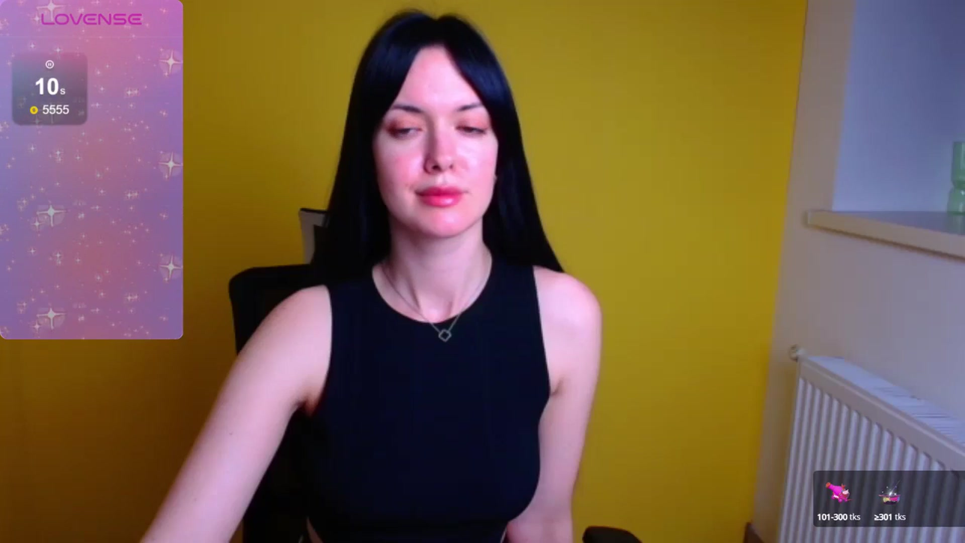 Gallery image thumbnail from Black_Red's myfreecams stream on, 05/24/2024, 15:28 image 9 of 20