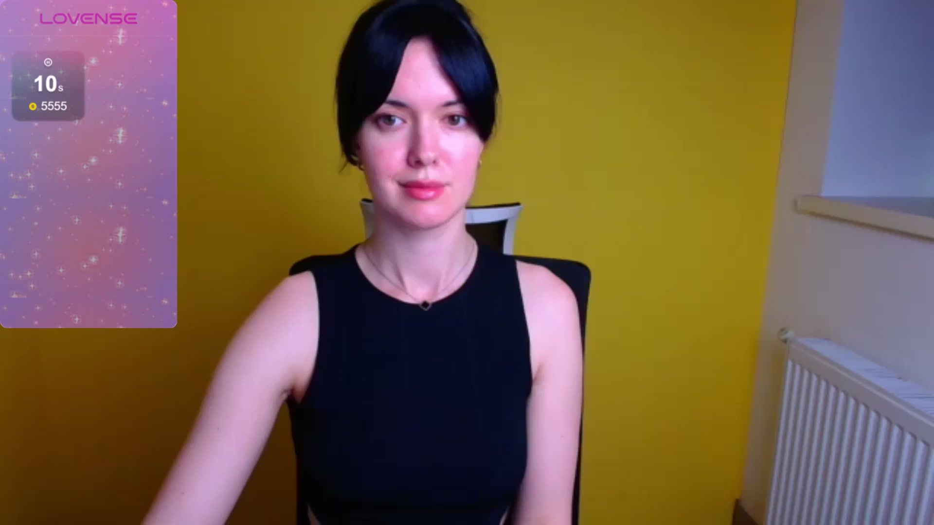Gallery image thumbnail from Black_Red's myfreecams stream on, 05/24/2024, 15:56 image 18 of 20