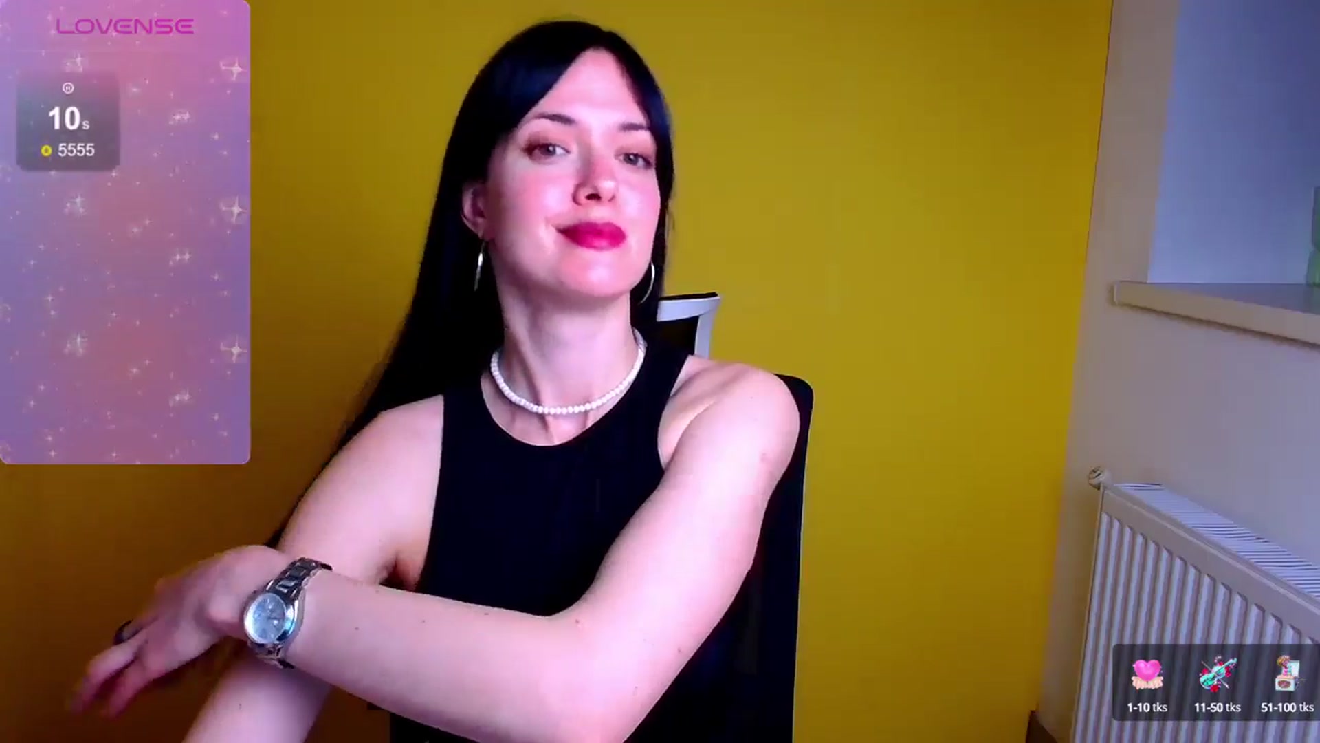 Gallery image thumbnail from Black_Red's myfreecams stream on, 05/26/2024, 18:35 image 20 of 20