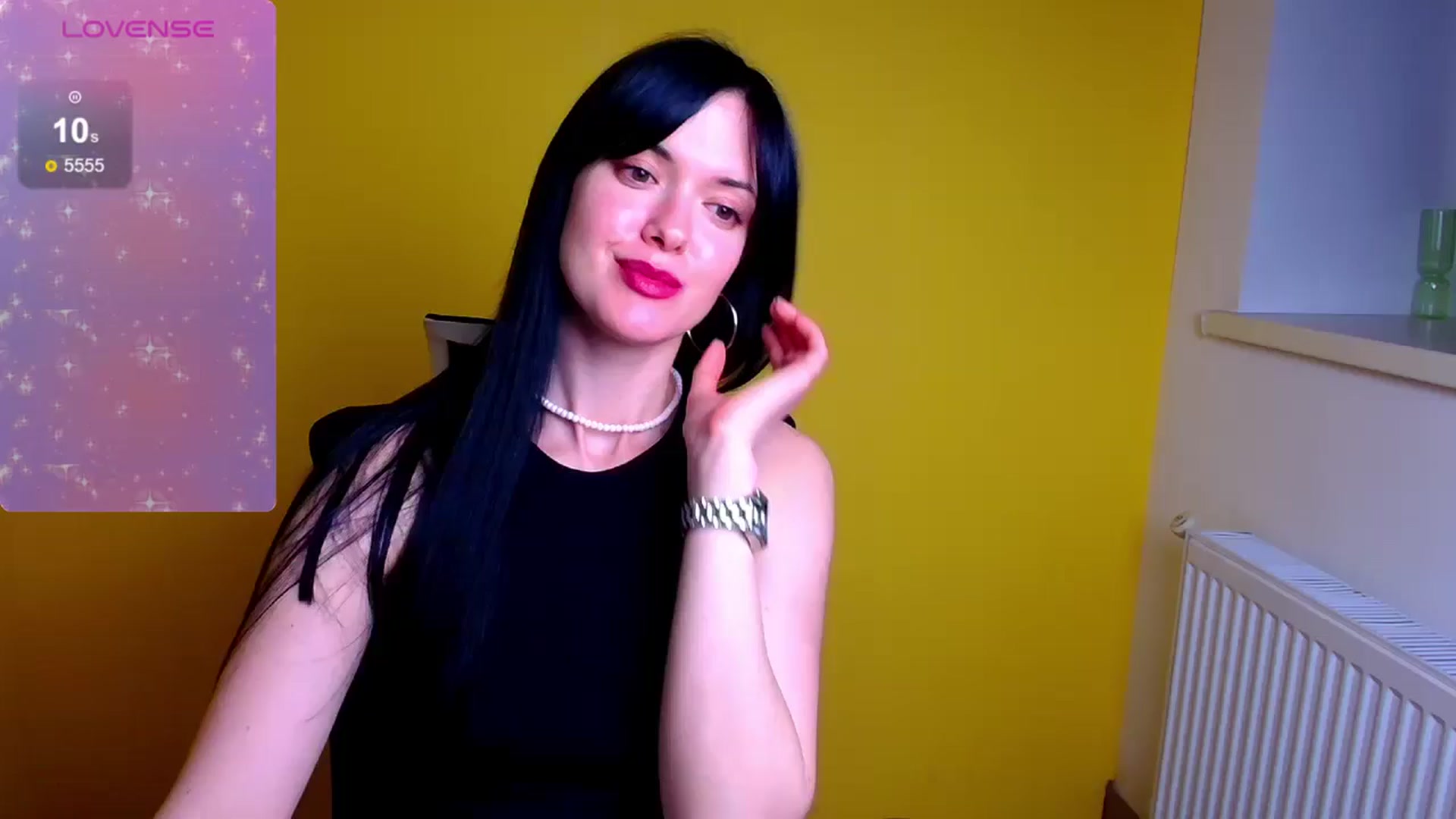 Gallery image thumbnail from Black_Red's myfreecams stream on, 05/27/2024, 01:03 image 1 of 20