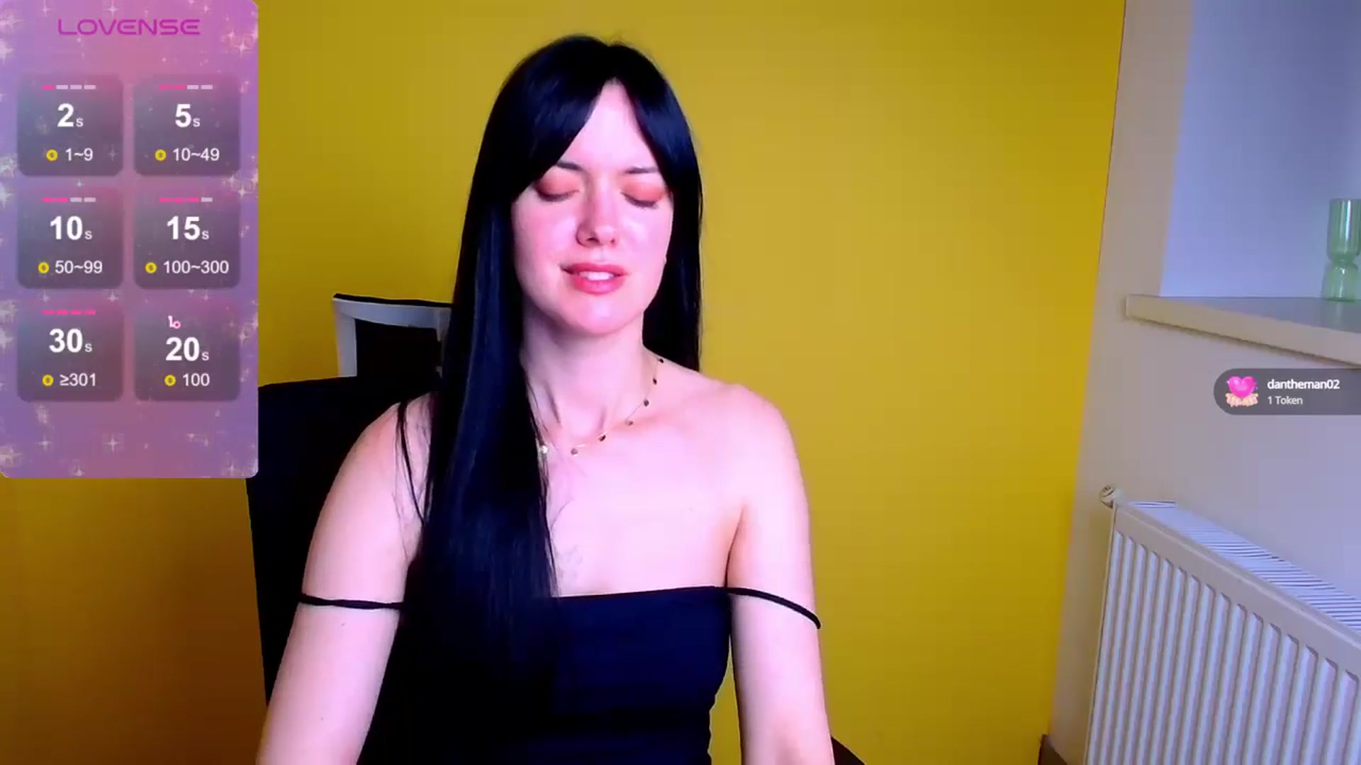 Gallery image thumbnail from Black_Red's myfreecams stream on, 05/27/2024, 18:56 image 6 of 20