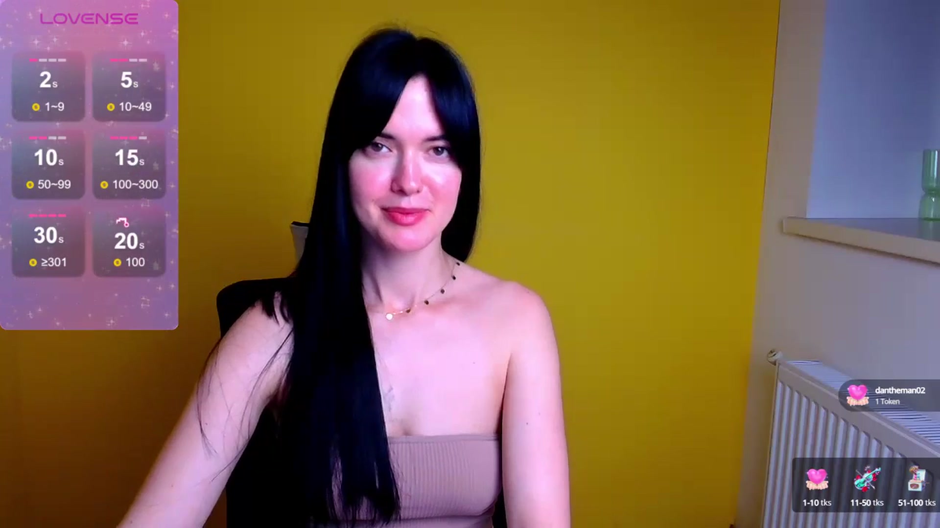 Gallery image thumbnail from Black_Red's myfreecams stream on, 05/29/2024, 18:23 image 8 of 20
