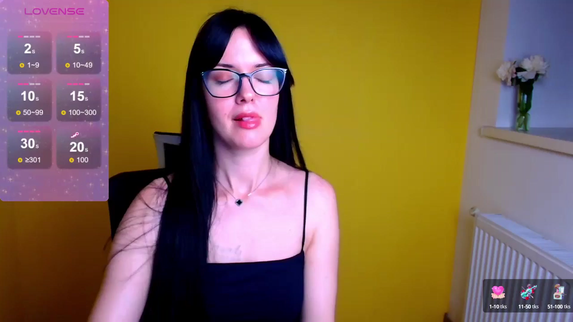 Gallery image thumbnail from Black_Red's myfreecams stream on, 05/31/2024, 13:17 image 1 of 20