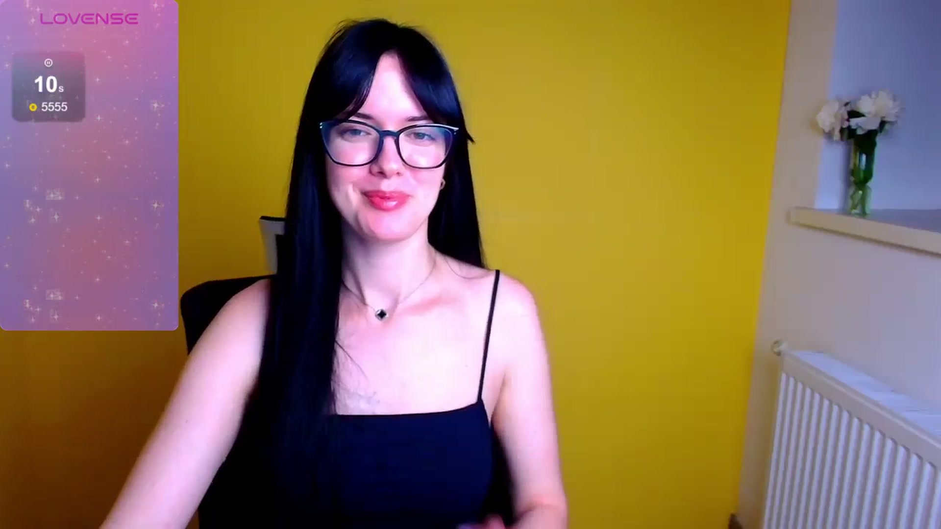 Gallery image thumbnail from Black_Red's myfreecams stream on, 05/31/2024, 13:17 image 18 of 20