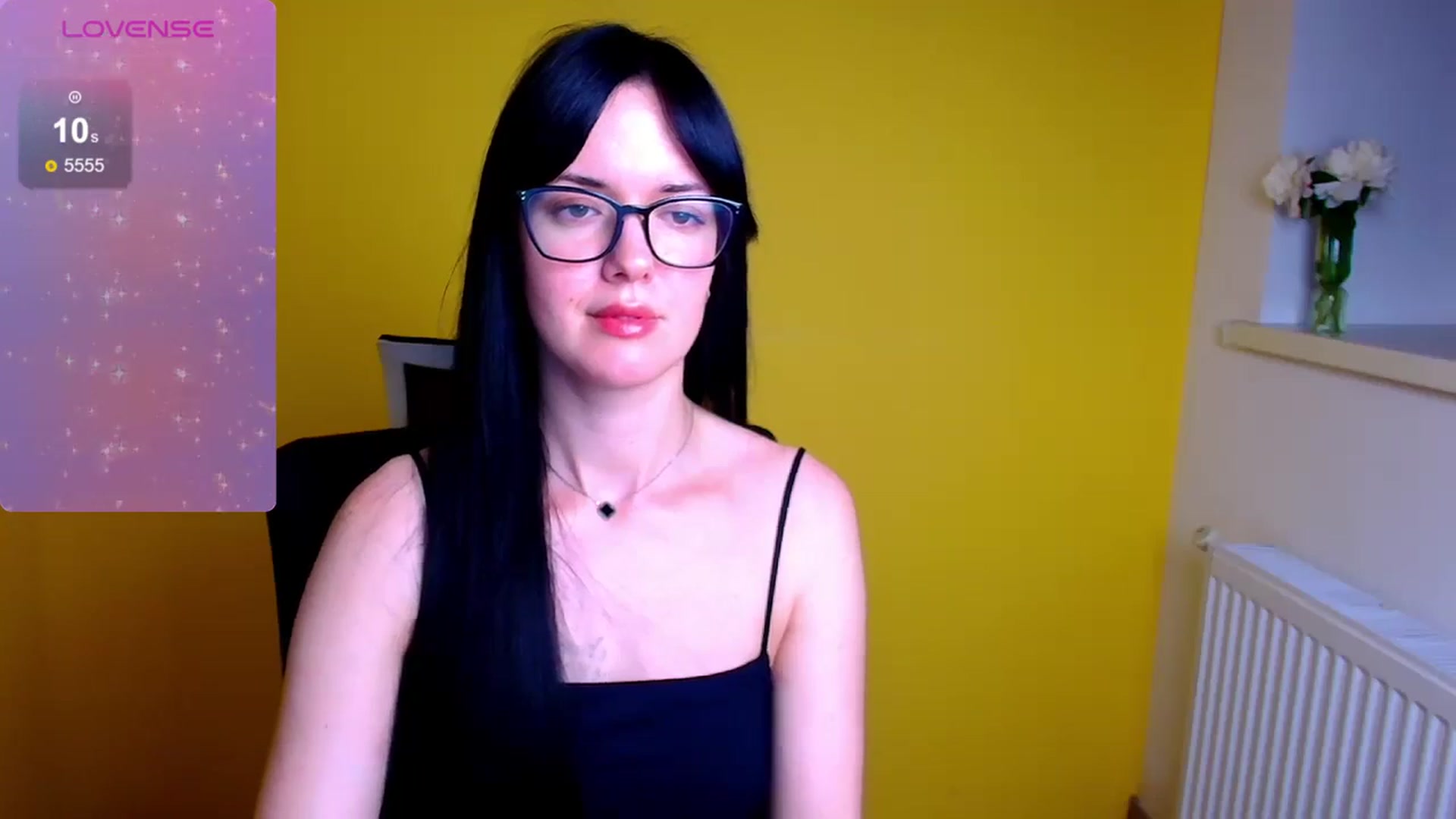 Gallery image thumbnail from Black_Red's myfreecams stream on, 05/31/2024, 13:17 image 12 of 20