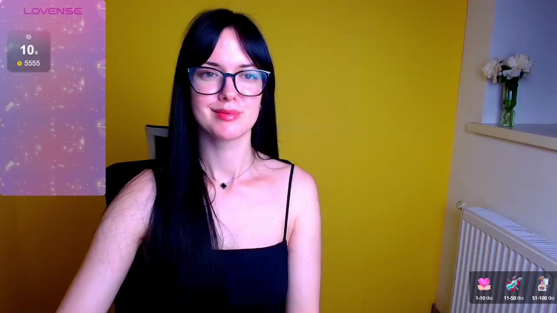 Gallery image thumbnail from Black_Red's myfreecams stream on, 05/31/2024, 13:44 image 4 of 20