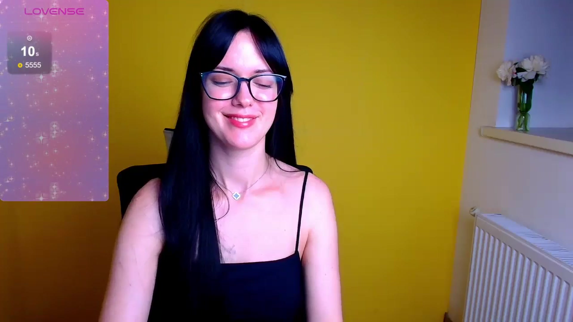 Gallery image thumbnail from Black_Red's myfreecams stream on, 05/31/2024, 13:44 image 5 of 20