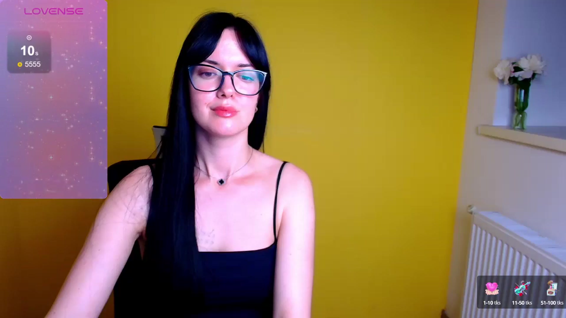 Gallery image thumbnail from Black_Red's myfreecams stream on, 05/31/2024, 14:40 image 6 of 20